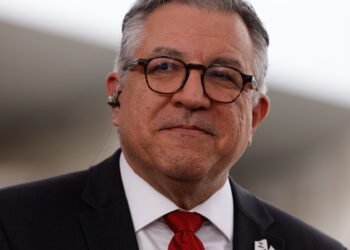 Por vídeo, Padilha critica negacionismo em evento nos Estados Unidos