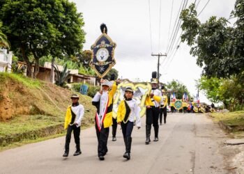 Desfile cívico em Passé encerra programação nos distritos com mais de 600 alunos – Prefeitura Municipal de Candeias.