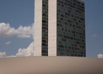 Impunidade levou Congresso a rever blindagem parlamentar em 2001