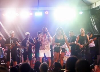 Comunidade de Passagem dos Teixeiras cai no samba em dia festivo à padroeira Nª.Sª de Nazaré – Prefeitura Municipal de Candeias.