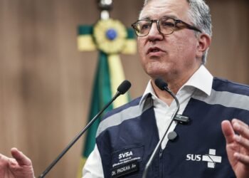 Saiba os principais sinais e sintomas de intoxicação por metanol