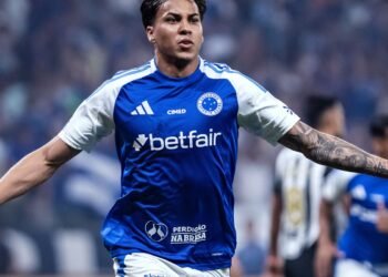 Kaio Jorge brilha e Cruzeiro derrota Atlético-MG na Copa do Brasil