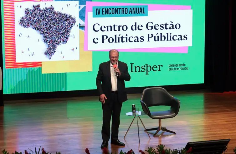 Paulo Pinto/Agência Brasil São Paulo (SP), 26/09/2025 - Vice-Presidente, Geraldo Alckmin, durante palestra no IV Encontro Anual - Centro de Gestão e Politicas Públicas, no INSPER. Foto: Paulo Pinto/Agência Brasil
