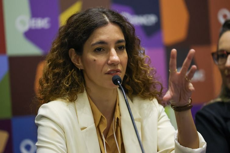 Brasília, 02/12/2024 II Encontro da Rede Nacional de Comunicação Pública. MESA 1 – Programação de Rádios e TV. Diretora de Conteúdo e Programação, Antônia Pellegrino Foto: Fabio Rodrigues-Pozzebom/ Agência Brasil