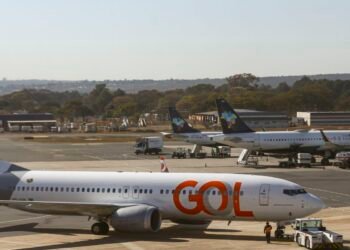 Cade dá 30 dias para Gol e Azul detalharem acordo de cooperação