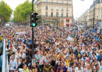 Cultura afro-brasileira é celebrada em Paris com Lavagem de Madeleine