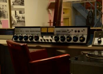 Programação especial nesta sexta-feira marca 89 anos da Rádio Nacional