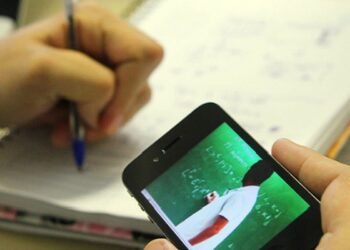 Brasil tem mais alunos em cursos a distância que em presenciais