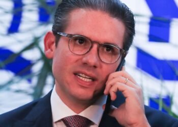 Motta: decisão que barrou Eduardo Bolsonaro em liderança foi técnica