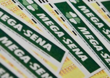 Mega-Sena acumula e prêmio principal vai para R$ 55 milhões