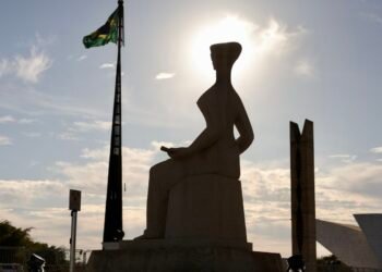 Ao vivo: acompanhe o 2° dia de julgamento de Bolsonaro no STF