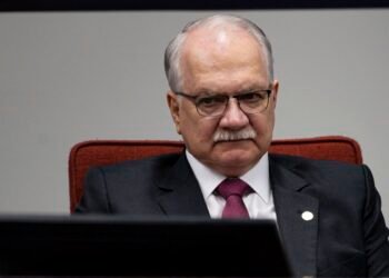 Fachin toma posse na presidência do STF nesta segunda-feira