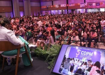Brasília: conferencistas exigem políticas para todas as “mulheridades”