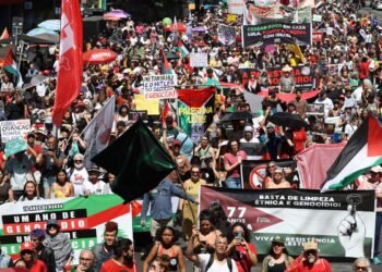 Ato pede libertação de ativistas de flotilha e medidas duras do Brasil