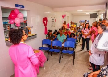 Pink Day movimenta UBSs do município com ações de saúde para as mulheres – Prefeitura Municipal de Candeias.