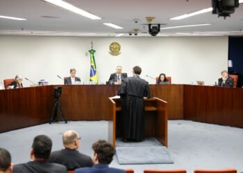 Moraes vota por condenar os sete réus do Núcleo 4 da trama golpista