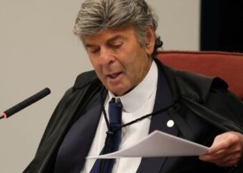 Fux pede para participar de próximos julgamentos da trama golpista