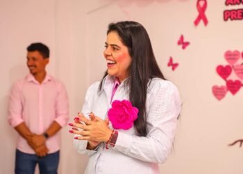 Ação da SEMAN valoriza servidoras e reforça a importância do autocuidado e combate ao câncer de mama – Prefeitura Municipal de Candeias.