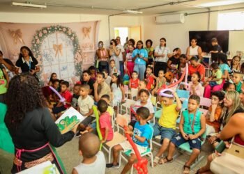 Atendidos pelo Espaço Querer Bem, comemoram mês das crianças em grande estilo – Prefeitura Municipal de Candeias.