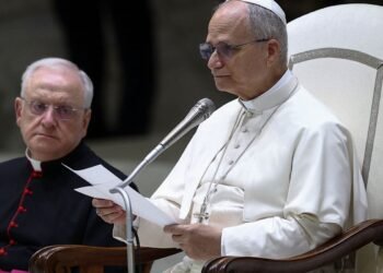 Papa Leão faz 1ª reunião com sobreviventes de abuso sexual na Igreja