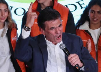 Rodrigo Paz é eleito presidente da Bolívia em meio a crise econômica