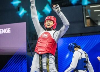 Maria Clara Pacheco é campeã mundial de taekwondo na China