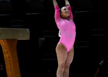 Brasil se despede do Mundial de Ginástica Artística sem medalhas