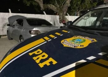 PRF identifica e apreende veículo adulterado no interior baiano