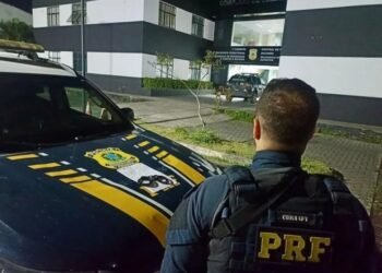PRF cumpre 5 mandados de prisão durante a Operação Alerta Lilás na Bahia