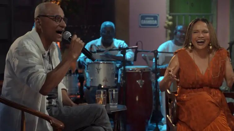 TV Brasil Rio de Janeiro (RJ), 17/10/2025 - Teresa Cristina bate um papo com o cantor, compositor e violonista Cláudio Jorge, no programa Samba na Gamboa. Frame: TV Brasil