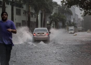 Defesa Civil emite alerta severo para capital paulista