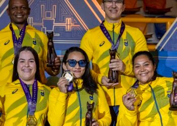 Brasil fecha Mundial de halterofilismo com ouro nas equipes femininas