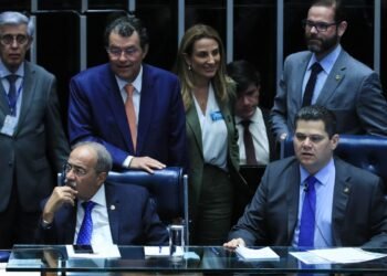 Senado aprova projeto que proíbe empréstimo consignado não autorizado