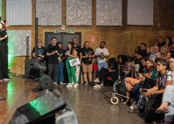 Tecnologia é ferramenta, não garantia, diz Karnal no Rec’n’Play