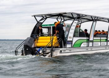 Itaipu apresenta barco movido a 100% hidrogênio verde