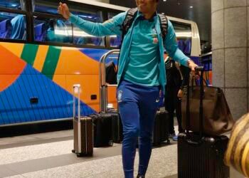 Seleção brasileira chega a Tóquio para amistoso contra Japão na terça