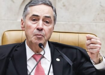 Barroso pede retomada do julgamento sobre descriminalização do aborto 