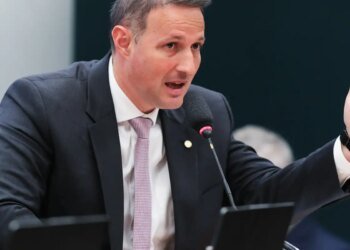 Derrite quer mudança na condução de audiências de custódia