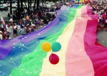 Há 30 anos, marcha no Rio inaugurava paradas do orgulho LGBT no Brasil