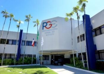 Palavras que criam raízes: confira a programação da 1ª Feira Literária da PGE-BA | SECOM