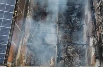 Incêndio destrói lojas e atinge farmácia no centro de cidade baiana