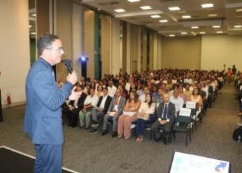 Fórum marca inicio de implantação do novo modelo de compras no Estado | SECOM