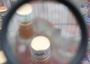 Brasil chega a 16 mortes confirmadas de intoxicação por metanol