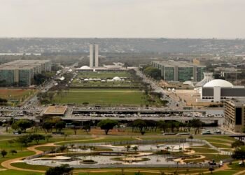 Incêndio em Ministério das Mulheres em Brasília deixa seis feridos