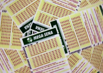 Mega-Sena acumula e prêmio principal vai para R$ 27 milhões