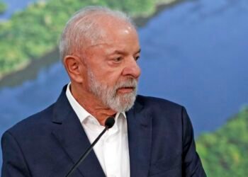 Lula agradece Trump e espera “zerar celeuma” com os EUA