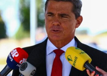 Moraes autoriza general preso por trama golpista a fazer o Enem 