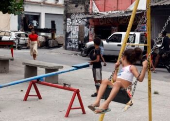 Unicef lança agenda de proteção a crianças e adolescentes de periferia