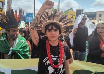 Txai Suruí: “nossa voz precisa ecoar nos espaços de decisão da COP30”