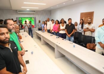 Prefeitura e CDL lançam campanha “Natal de Luz Candeias” que sorteará carro e moto 0KM – Prefeitura Municipal de Candeias.
